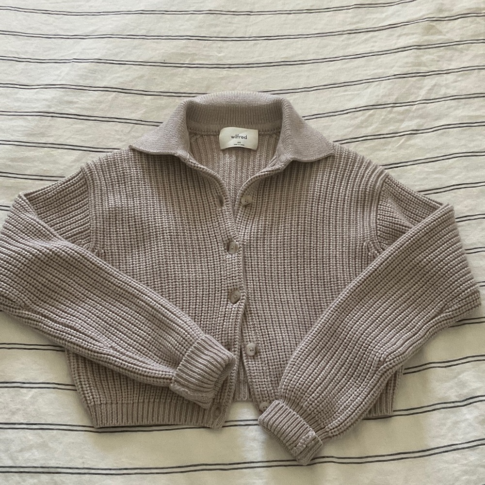 NWOT Aritzia wool cardigan